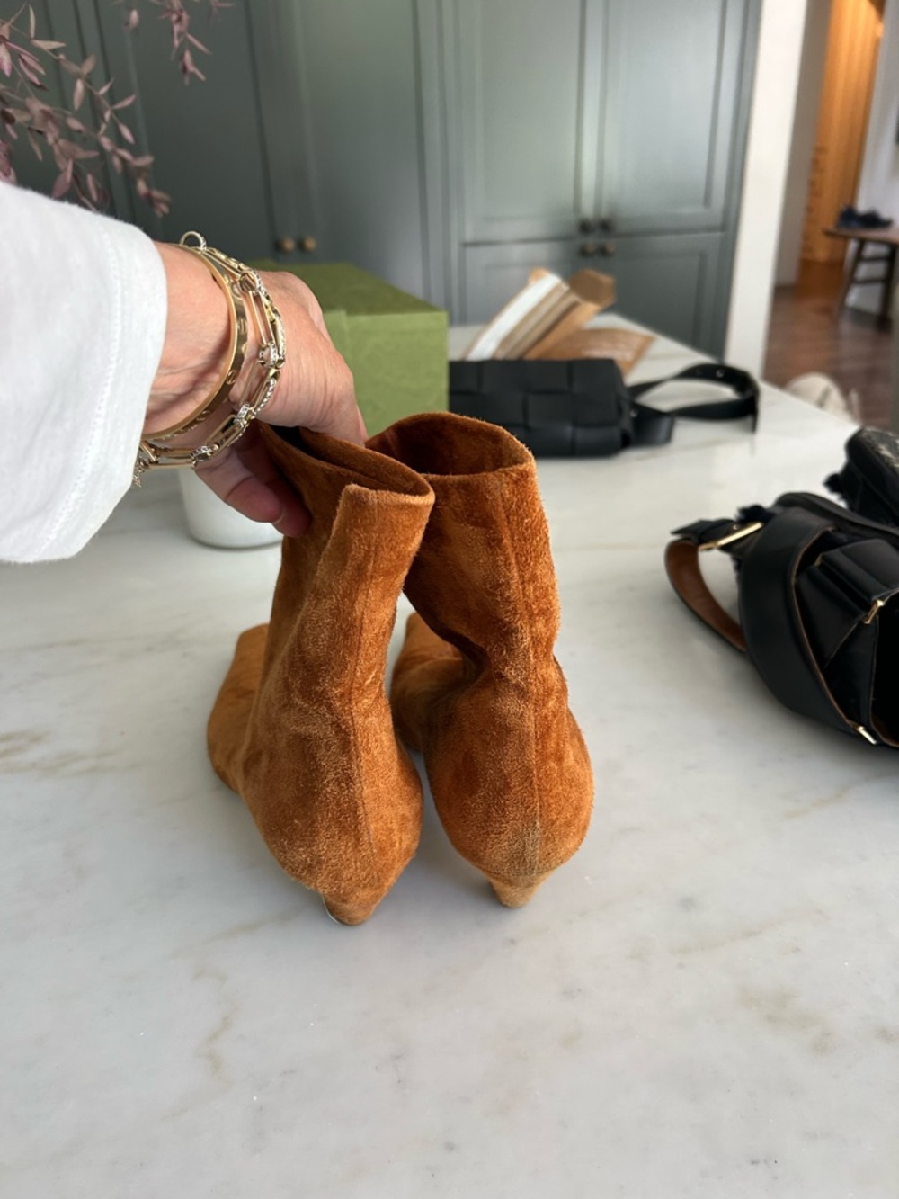 Women's Suede Pointed-Toe Ankle Boots - Rust Suede Khaite - Picture 4 of 11